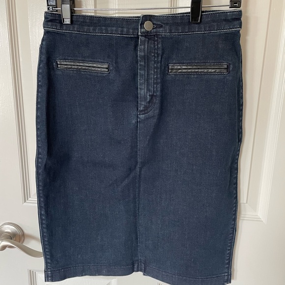 Club Monaco Denim Skirt, Size 4, leather pocket detail. - Picture 1 of 7